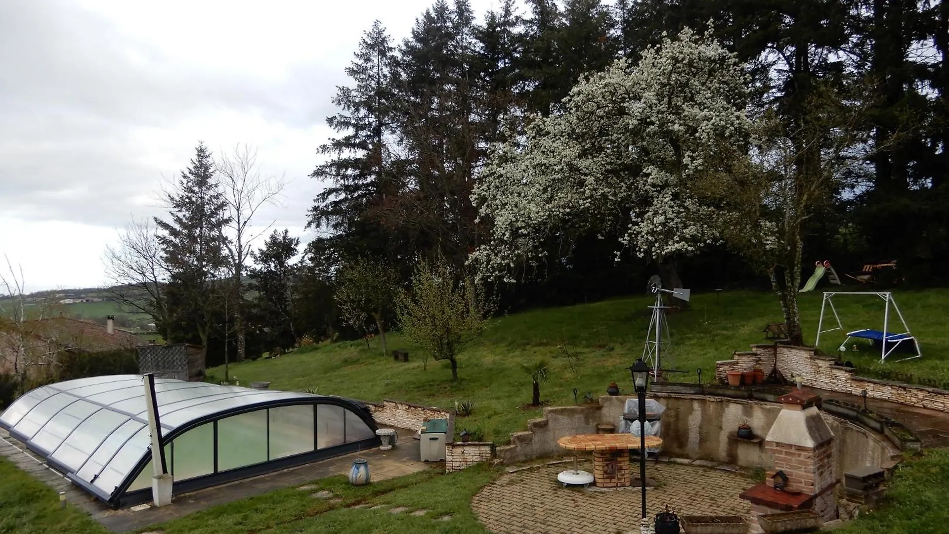 Les Jardins De Caribole Hotel Fourneaux  0*, Fourneaux (Loire) France